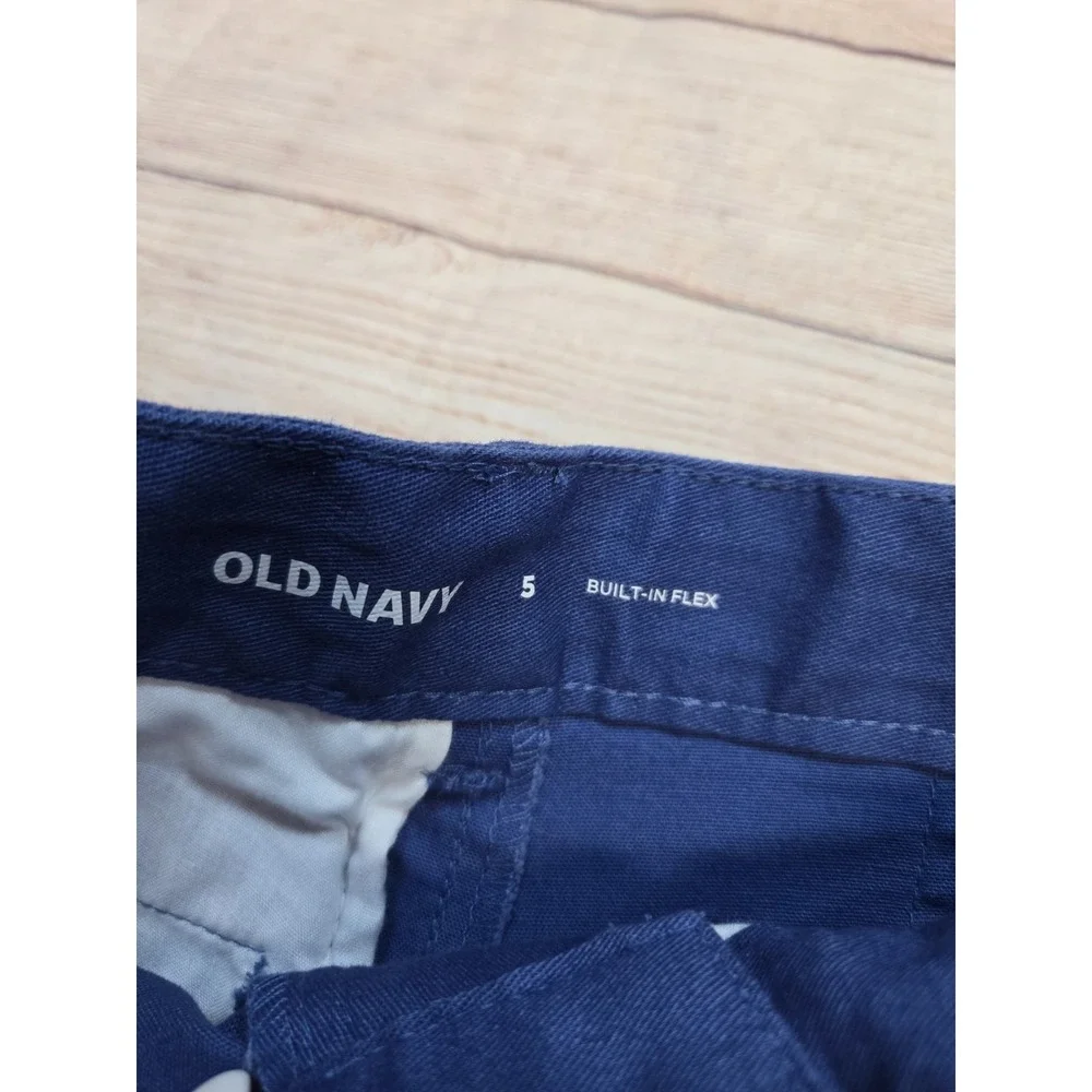 NWT Old Navy Boys Built in Flex Chino Shorts Size 5 Adjustable Waist Blue